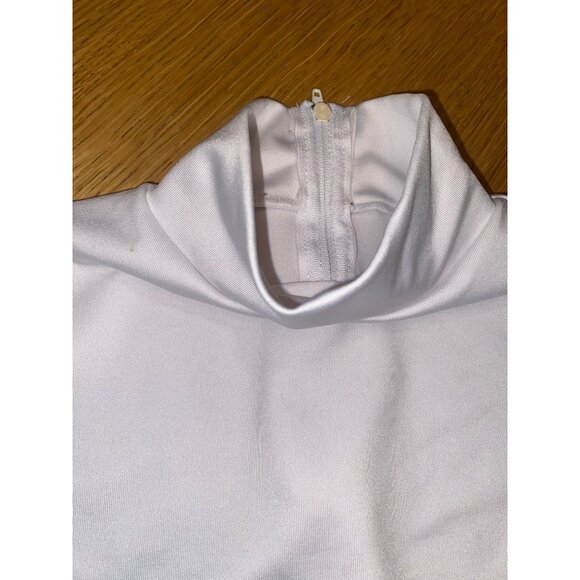 White Mock Neck Long Sleeve Crop Top With Zipper - Picture 4 of 6